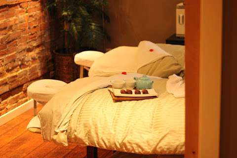 Aina Organic Spa Aina Organic Spa